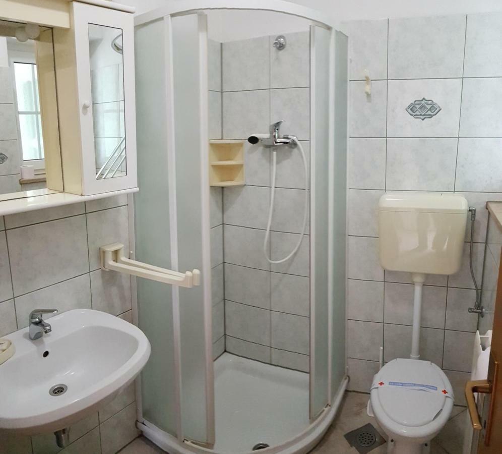 Villa Noela プーラ エクステリア 写真